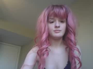 Pinkykittykat Chaturbate stream image from April 16, 2026