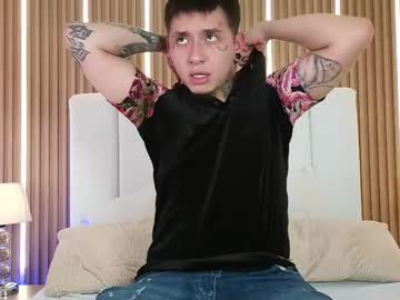 Tattoo_Rogue Chaturbate stream image from April 16, 2026