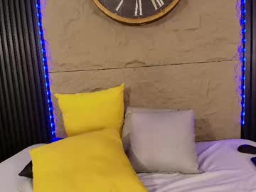 Nico_Monroet Chaturbate stream image from April 17, 2026