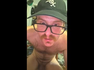 Trevornixon94 Chaturbate stream image from April 17, 2026