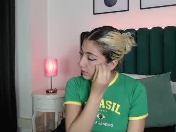 Aribunnie Chaturbate stream image from April 17, 2026