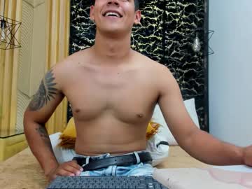 Enzorodriguess Chaturbate stream image from April 17, 2026