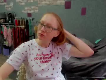 Lucky_Licky20 Chaturbate stream image from April 17, 2026
