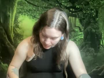 Mo0n_Goddess Chaturbate stream image from April 17, 2026