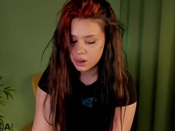 Nicolewoss Chaturbate stream image from April 17, 2026
