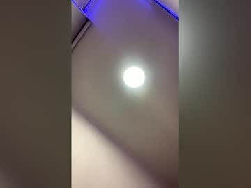 Samantakiki Chaturbate stream image from April 17, 2026