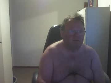 Karlson375817 Chaturbate stream image from April 17, 2026
