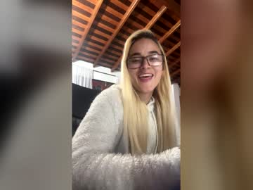 Mariam_Arango Chaturbate stream image from April 17, 2026