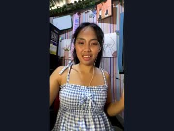 Cierracolaw Chaturbate stream image from April 17, 2026