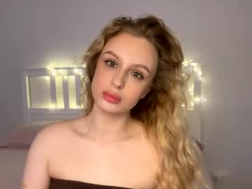 Reginajoyy Chaturbate stream image from April 17, 2026