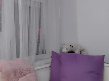 Katexlove233 Chaturbate stream image from April 17, 2026
