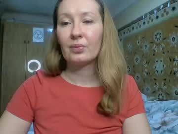 Annaxlovers Chaturbate stream image from April 17, 2026