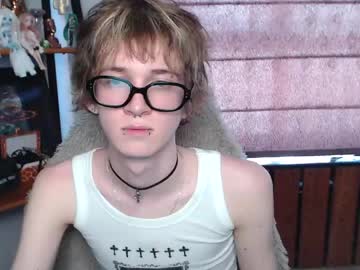 Pexxide Chaturbate stream image from April 17, 2026