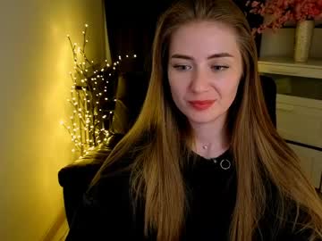Adelyna_Bird Chaturbate stream image from April 17, 2026