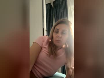 Annakorzz Chaturbate stream image from April 17, 2026
