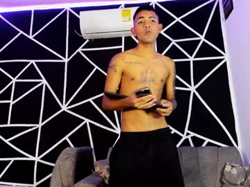 Invictu_Mastercum420 Chaturbate stream image from April 17, 2026