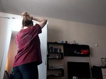 Lorettasankaran Chaturbate stream image from April 17, 2026
