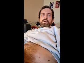 Handsome37_ Chaturbate stream image from April 17, 2026