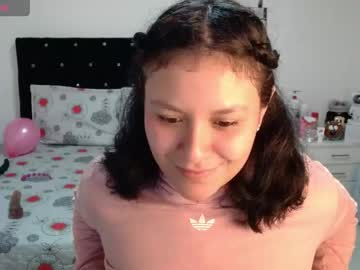 Soniahardass Chaturbate stream image from April 17, 2026