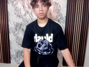 Honeymoon_Sariel Chaturbate stream image from April 17, 2026