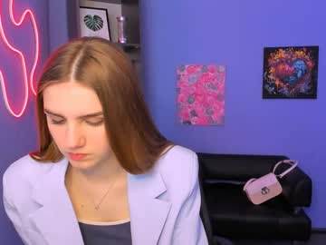 Emma_Hazell Chaturbate stream image from April 17, 2026