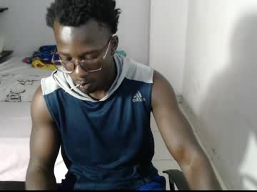 Lowmay_Palacios Chaturbate stream image from April 17, 2026