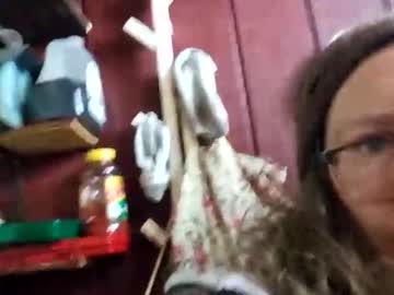 Lyonsmausgmail Chaturbate stream image from April 17, 2026