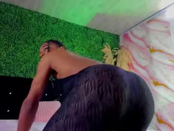 Raven_Kisses Chaturbate stream image from April 17, 2026