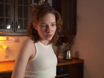 Brunaeveritt Chaturbate stream image from April 17, 2026