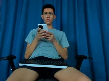 Nezonx Chaturbate stream image from April 17, 2026