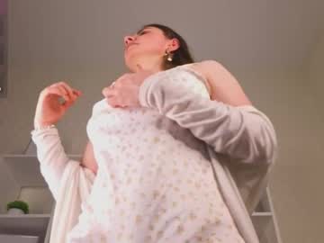 Toshikolootens Chaturbate stream image from April 17, 2026