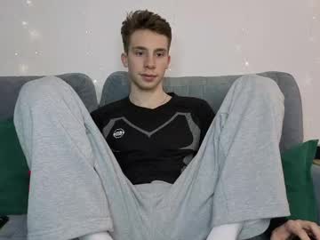 Cute_Brian Chaturbate stream image from April 17, 2026