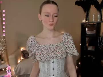 Mallorygray Chaturbate stream image from April 17, 2026