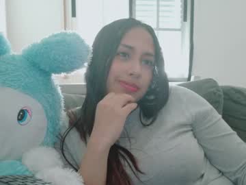Vaniasofia Chaturbate stream image from April 17, 2026