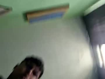 Lilnicomoretti Chaturbate stream image from April 17, 2026