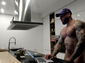 Mealphamale Chaturbate stream image from April 17, 2026