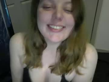 Tacyluxe Chaturbate stream image from April 17, 2026