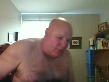 Helloforfun111 Chaturbate stream image from April 17, 2026