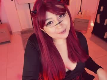 Lenasweetx Chaturbate stream image from April 17, 2026