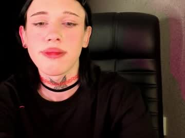 Mun_Poli Chaturbate stream image from April 17, 2026