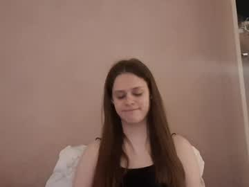 Merryishmael Chaturbate stream image from April 17, 2026