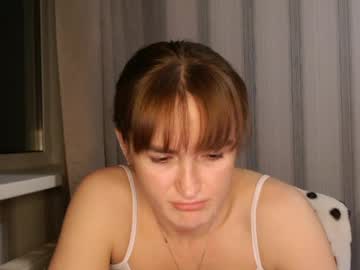 Pineapple__Mood Chaturbate stream image from April 17, 2026