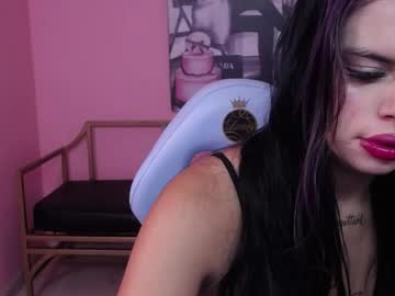 Scarlet_2_ Chaturbate stream image from April 17, 2026