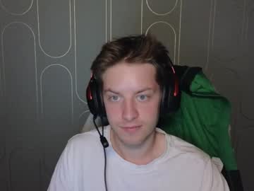 Danila_Trezzini Chaturbate stream image from April 17, 2026