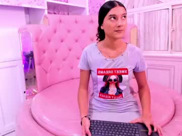 Ivy_Rae_Xxx Chaturbate stream image from April 17, 2026