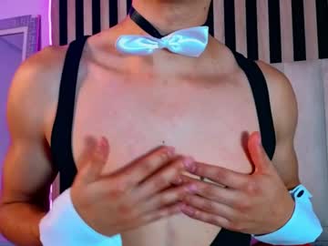 Leotease Chaturbate stream image from April 17, 2026