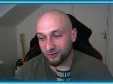 Takuo Chaturbate stream image from April 17, 2026