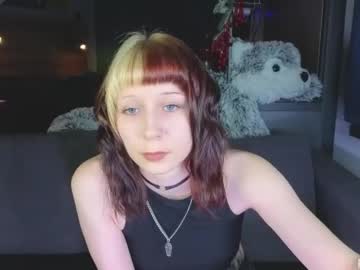 Yourcutiegoth Chaturbate stream image from April 17, 2026