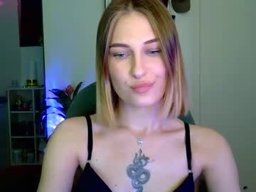 Linda_Girl9 Chaturbate stream image from April 17, 2026
