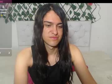 Vivianalatin Chaturbate stream image from April 17, 2026